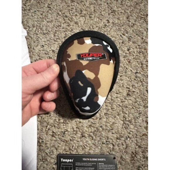 Boys Youth Padded Sliding Shorts with Soft Protective Athletic Cup for Baseball - Picture 3 of 4